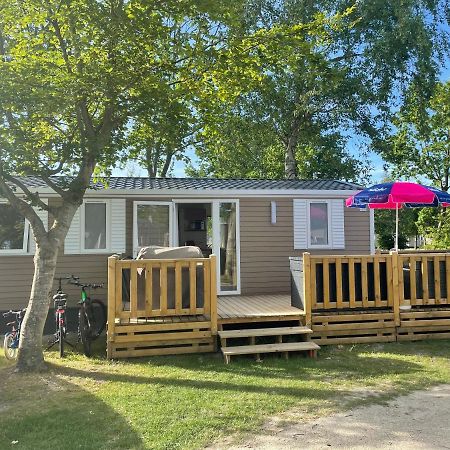 Chalet Op Camping Lauwersoog Met 3 Slaapkamers En Vaatwasser - Joycasa ภายนอก รูปภาพ