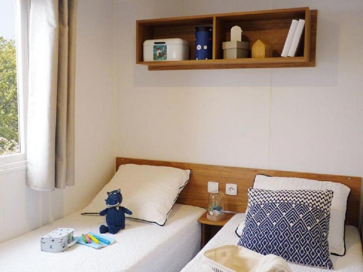 Chalet Op Camping Lauwersoog Met 3 Slaapkamers En Vaatwasser - Joycasa ภายนอก รูปภาพ