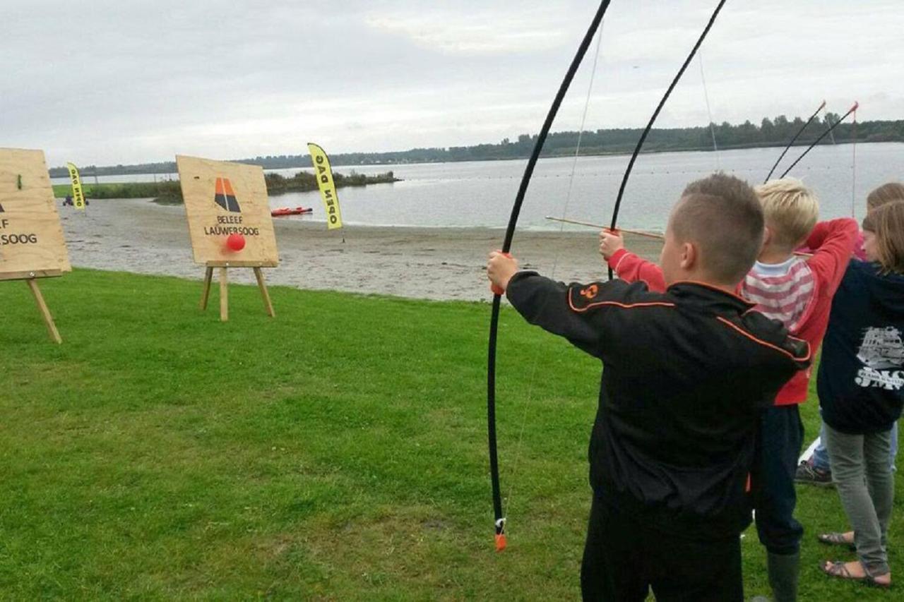 Chalet Op Camping Lauwersoog Met 3 Slaapkamers En Vaatwasser - Joycasa ภายนอก รูปภาพ