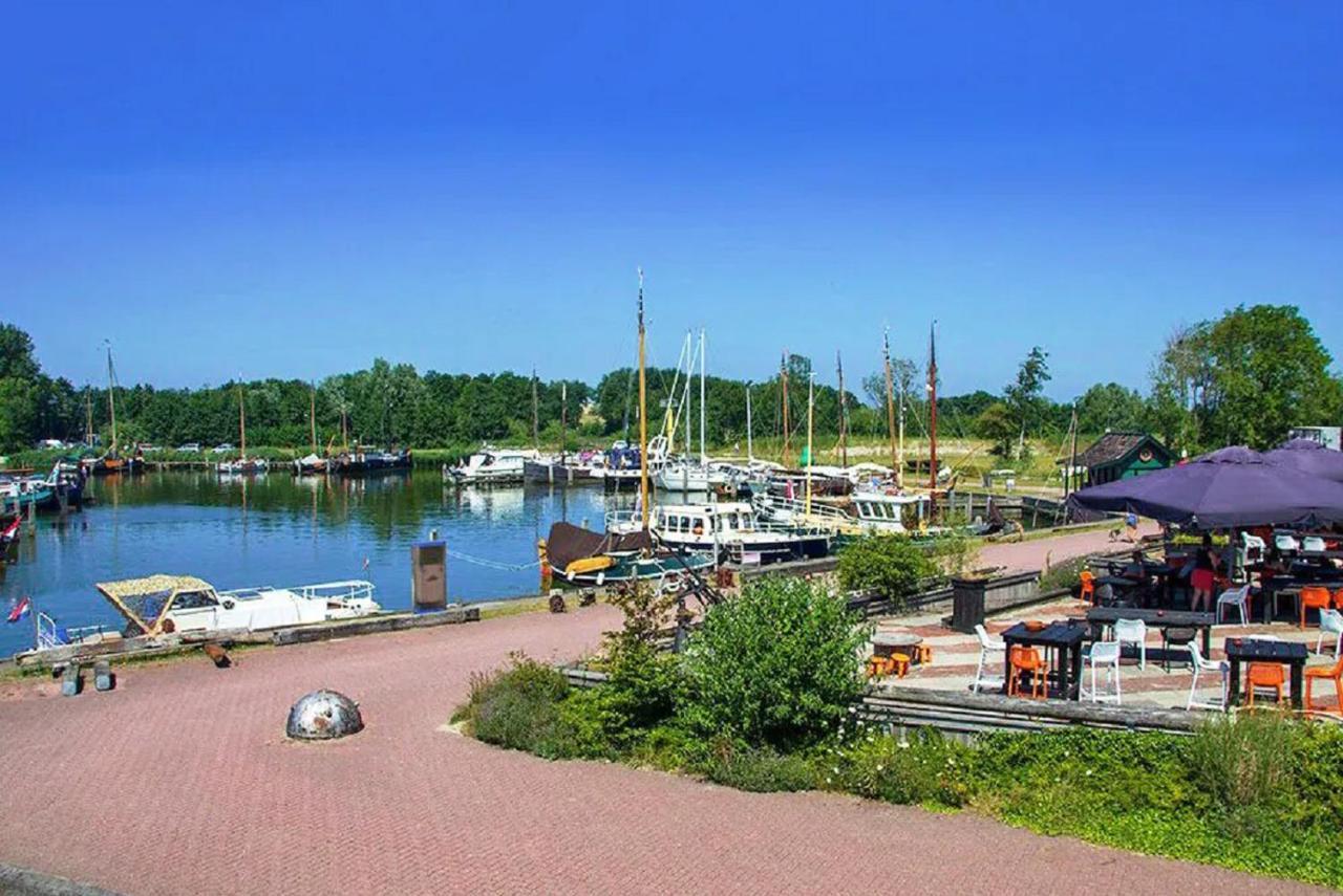 Chalet Op Camping Lauwersoog Met 3 Slaapkamers En Vaatwasser - Joycasa ภายนอก รูปภาพ