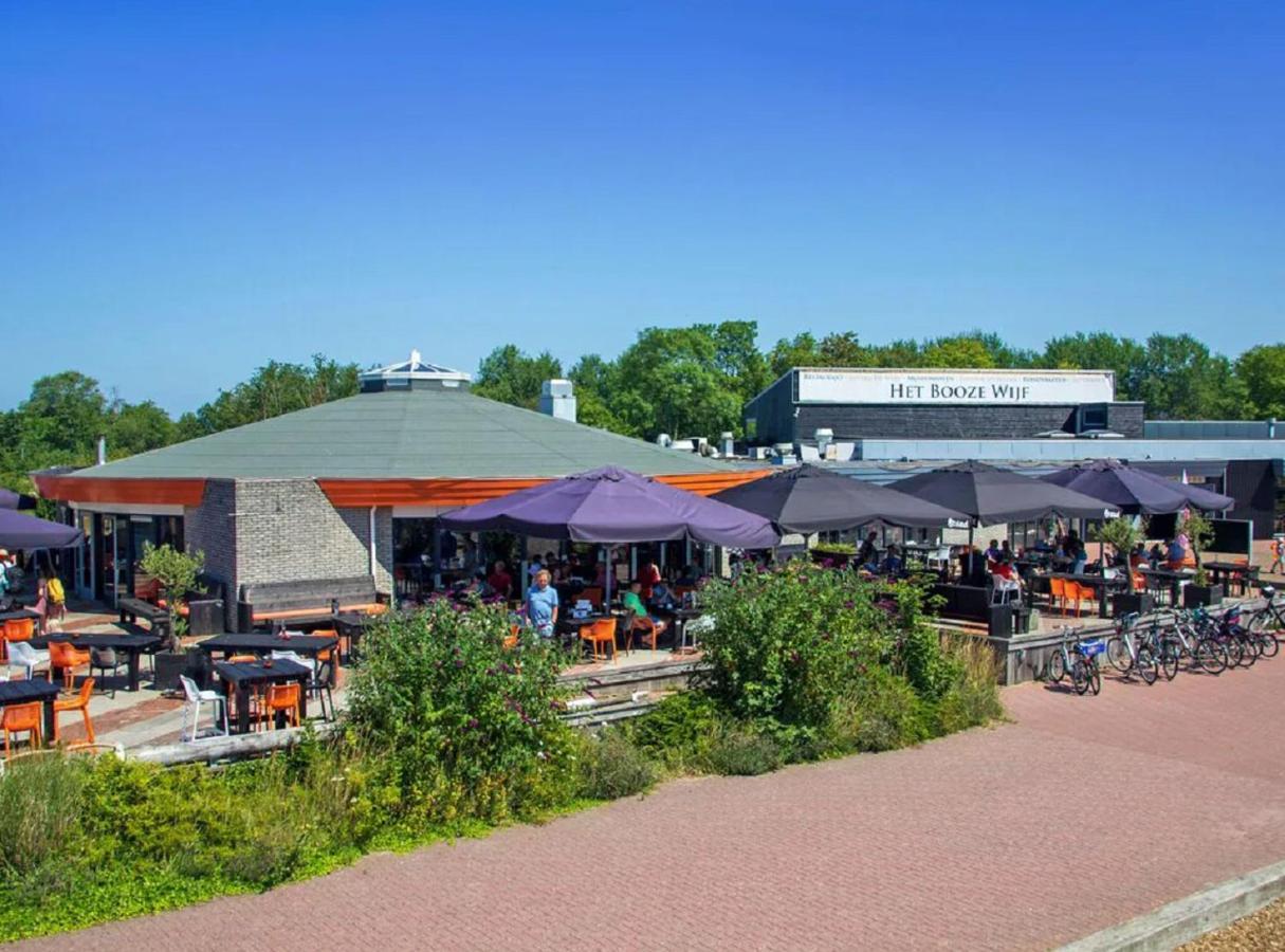 Chalet Op Camping Lauwersoog Met 3 Slaapkamers En Vaatwasser - Joycasa ภายนอก รูปภาพ